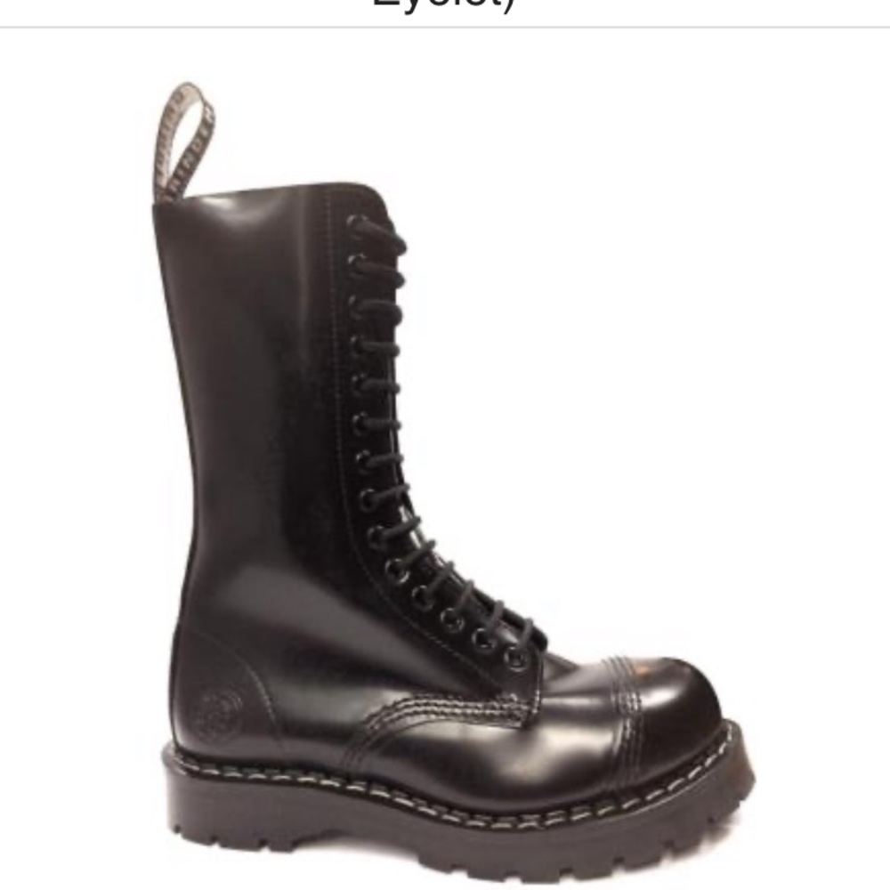 Black Steel-toed Grinder Boots